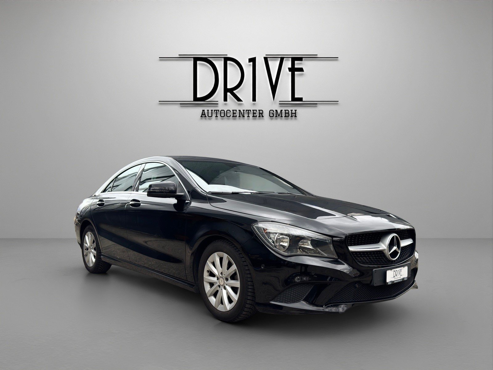 MERCEDES-BENZ CLA 200 Urban 7G-DCT, Petrol, Second hand / Used, Automatic - 3