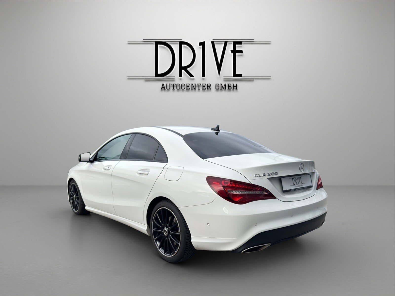 MERCEDES-BENZ CLA 200 Night Star 7G-DCT, Petrol, Second hand / Used, Automatic - 7