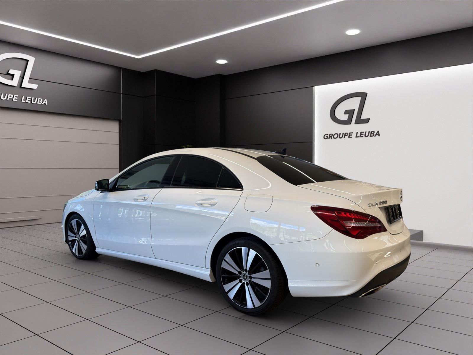 MERCEDES-BENZ CLA 200 Night Star, Essence, Occasion / Utilisé, Automatique - 4