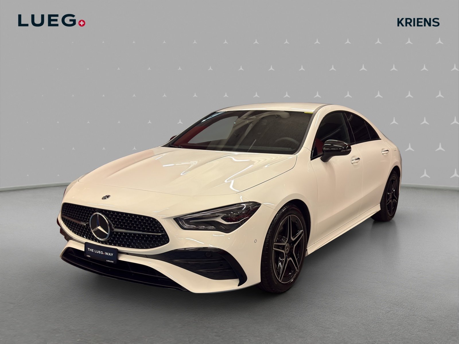 MERCEDES-BENZ CLA 200 - AMG / DISTRONIC / Rückfahrkamera /