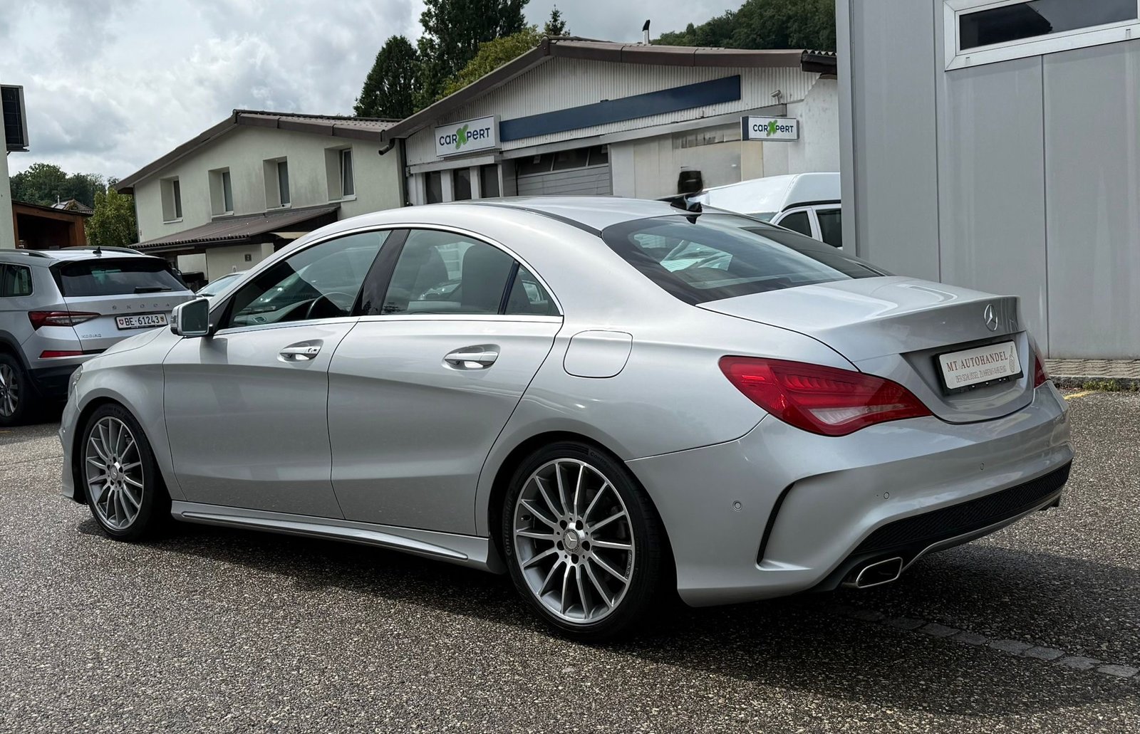 MERCEDES-BENZ CLA 200 AMG Line 7G-DCT, Benzin, Occasion / Gebraucht, Automatik - 7