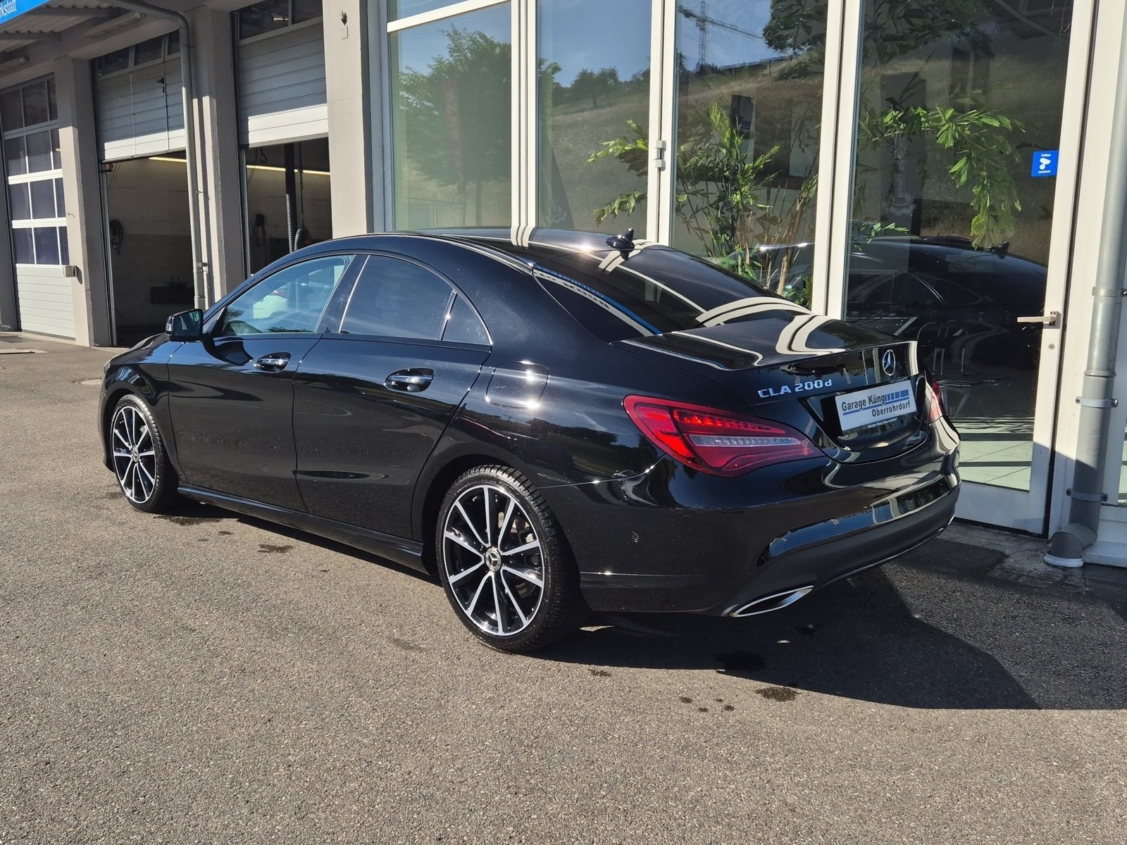 MERCEDES-BENZ CLA 200 d Night Star 7G-DCT, Diesel, Second hand / Used, Automatic - 6