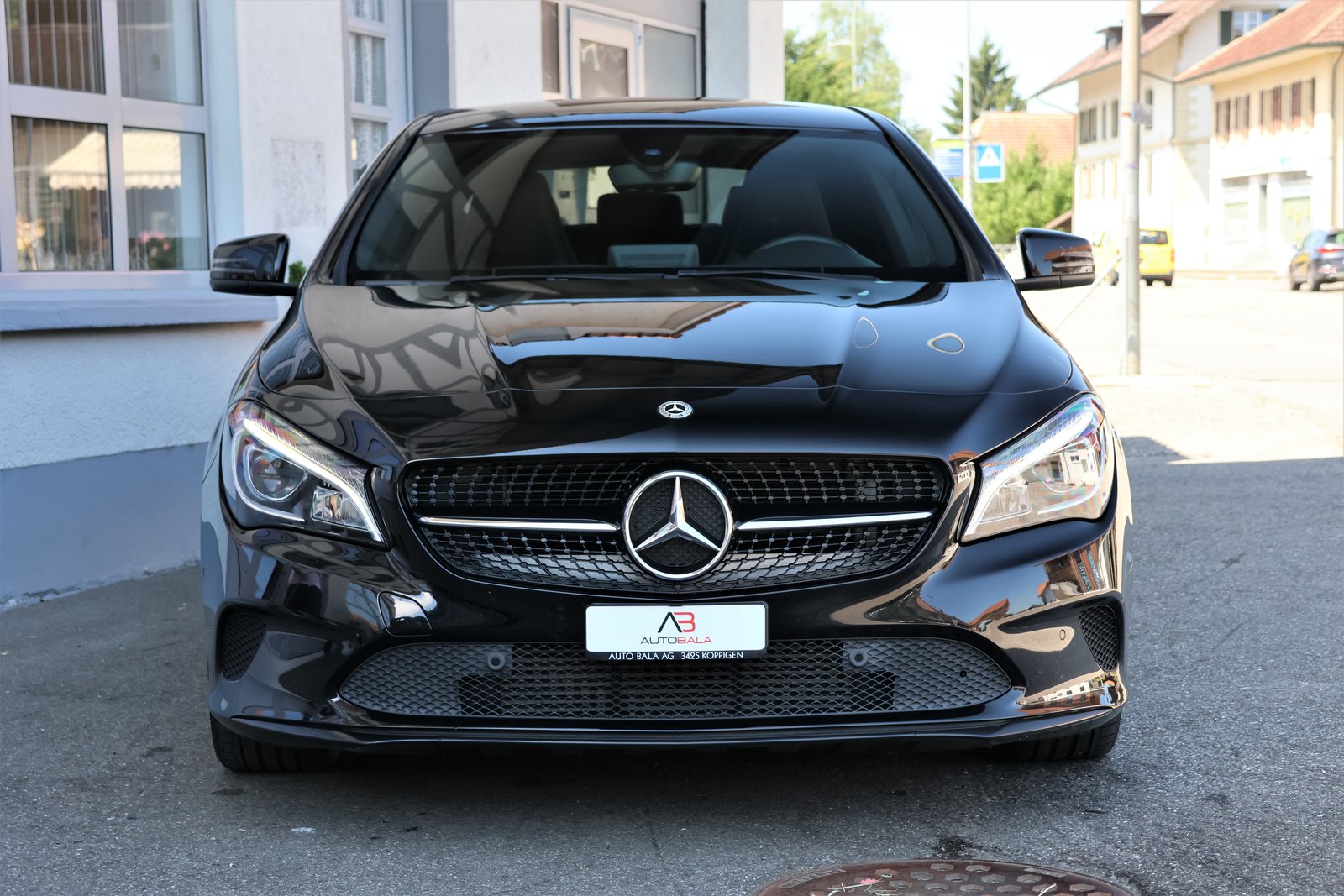 MERCEDES-BENZ CLA 200 Night Star 7G-DCT, Benzin, Occasion / Gebraucht, Automatik - 2