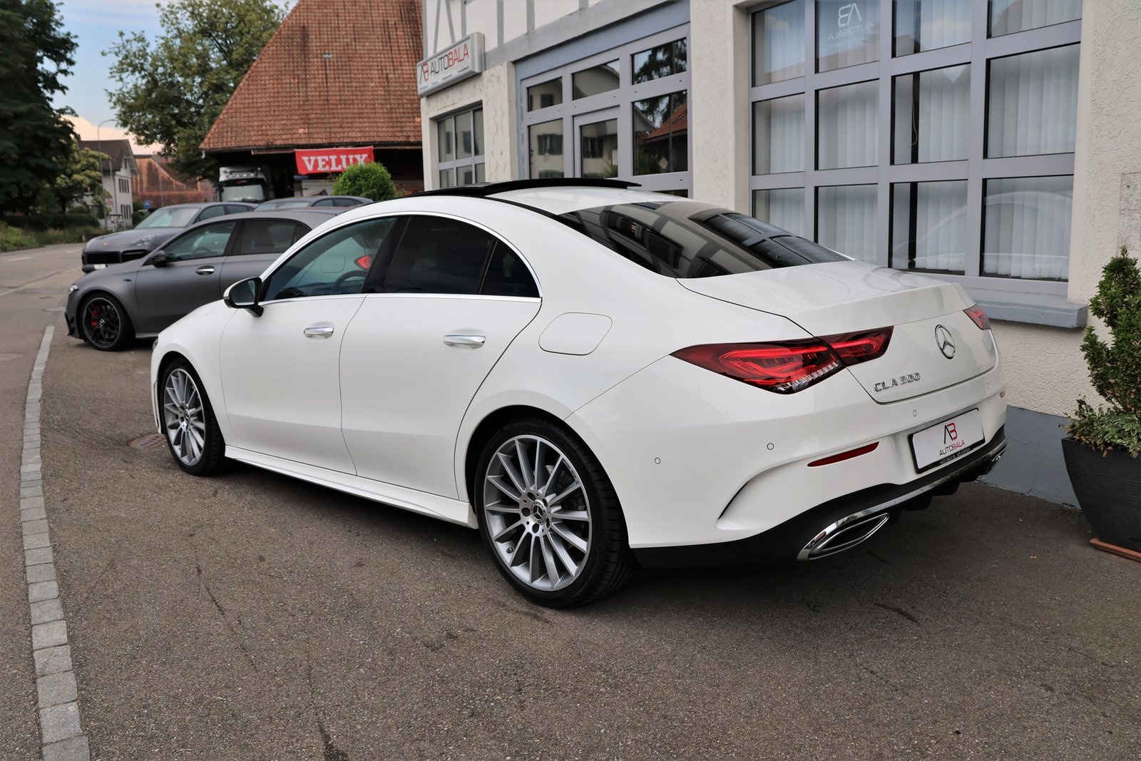 MERCEDES-BENZ CLA 200 AMG Line 7G-DCT, Petrol, Second hand / Used, Automatic - 7