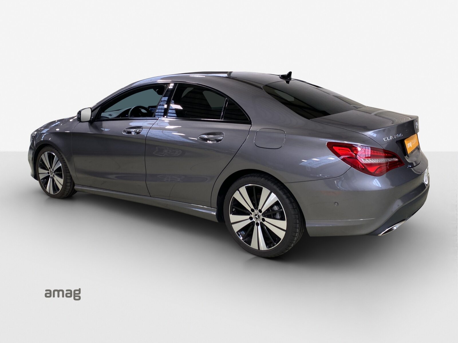 MERCEDES-BENZ CLA 200 Night Star, Benzin, Occasion / Gebraucht, Automatik - 3