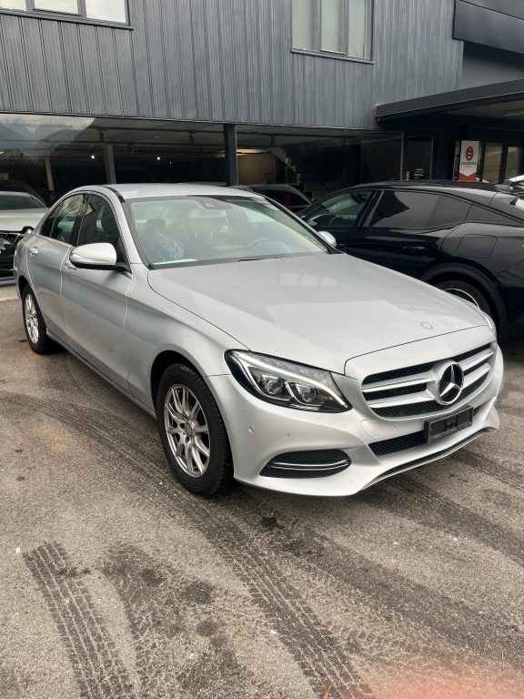 MERCEDES-BENZ CLA 200 C 200 AMG Line, Benzin, Occasion / Gebraucht, Handschaltung - 3
