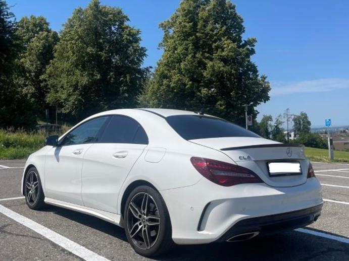 MERCEDES-BENZ Cla 200 AMG Line, Petrol, Second hand / Used, Automatic