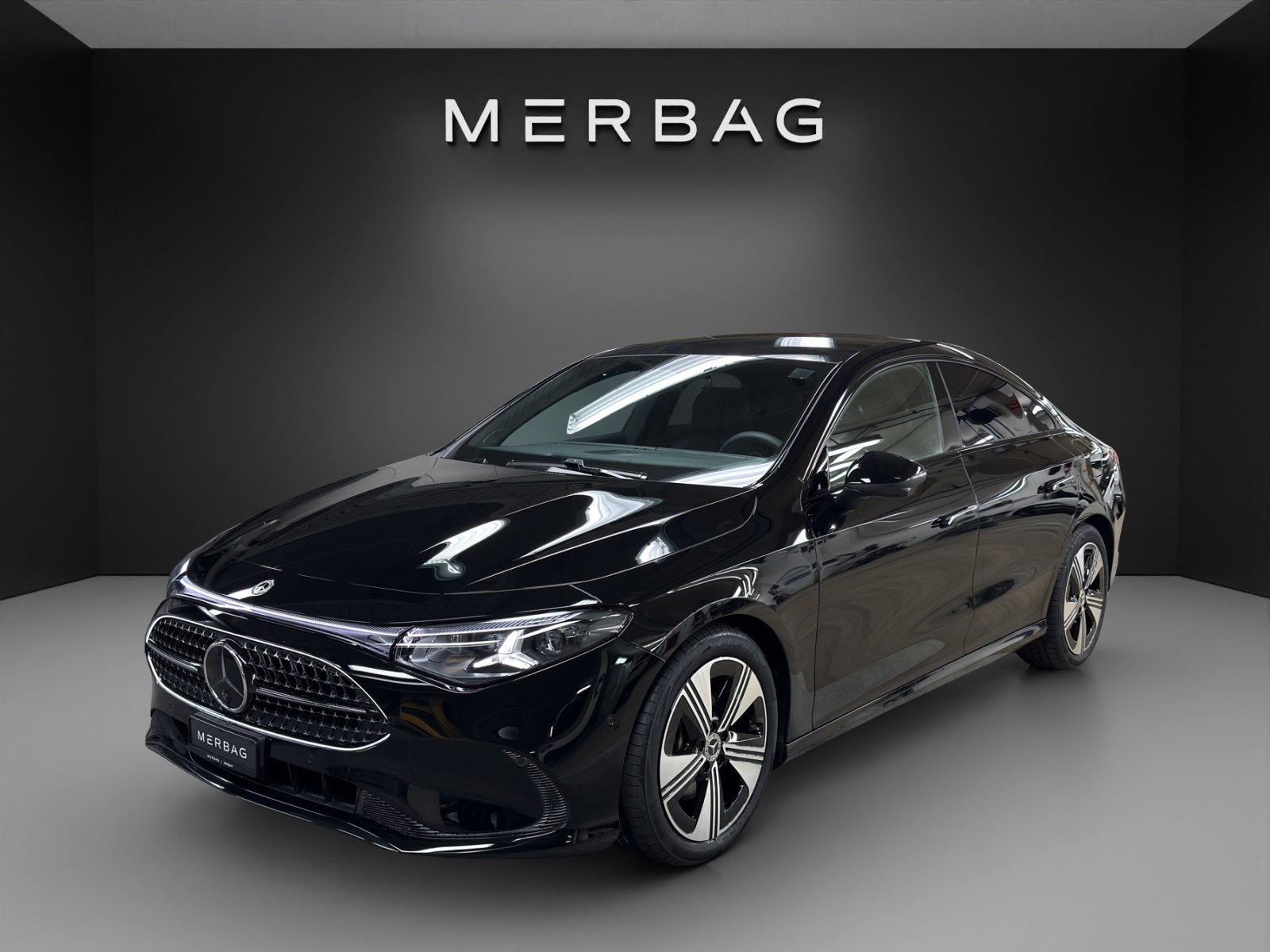 MERCEDES-BENZ CLA 200 8G-DCT