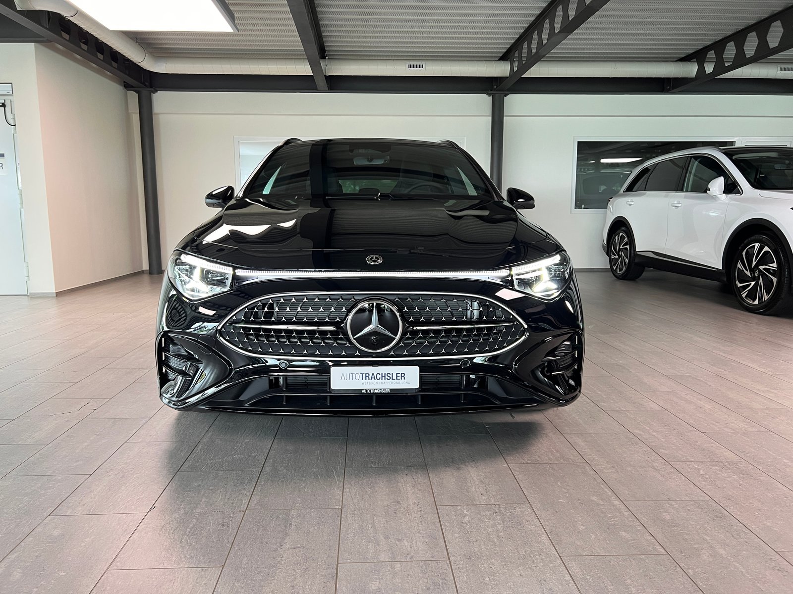 MERCEDES-BENZ CLA Shooting Brake 220 4Matic 8G-DCT, Petrol, New car, Automatic - 2
