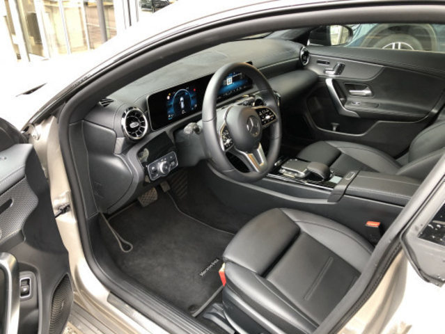 MERCEDES-BENZ CLA 220 d Progressive, Diesel, Second hand / Used, Automatic - 7