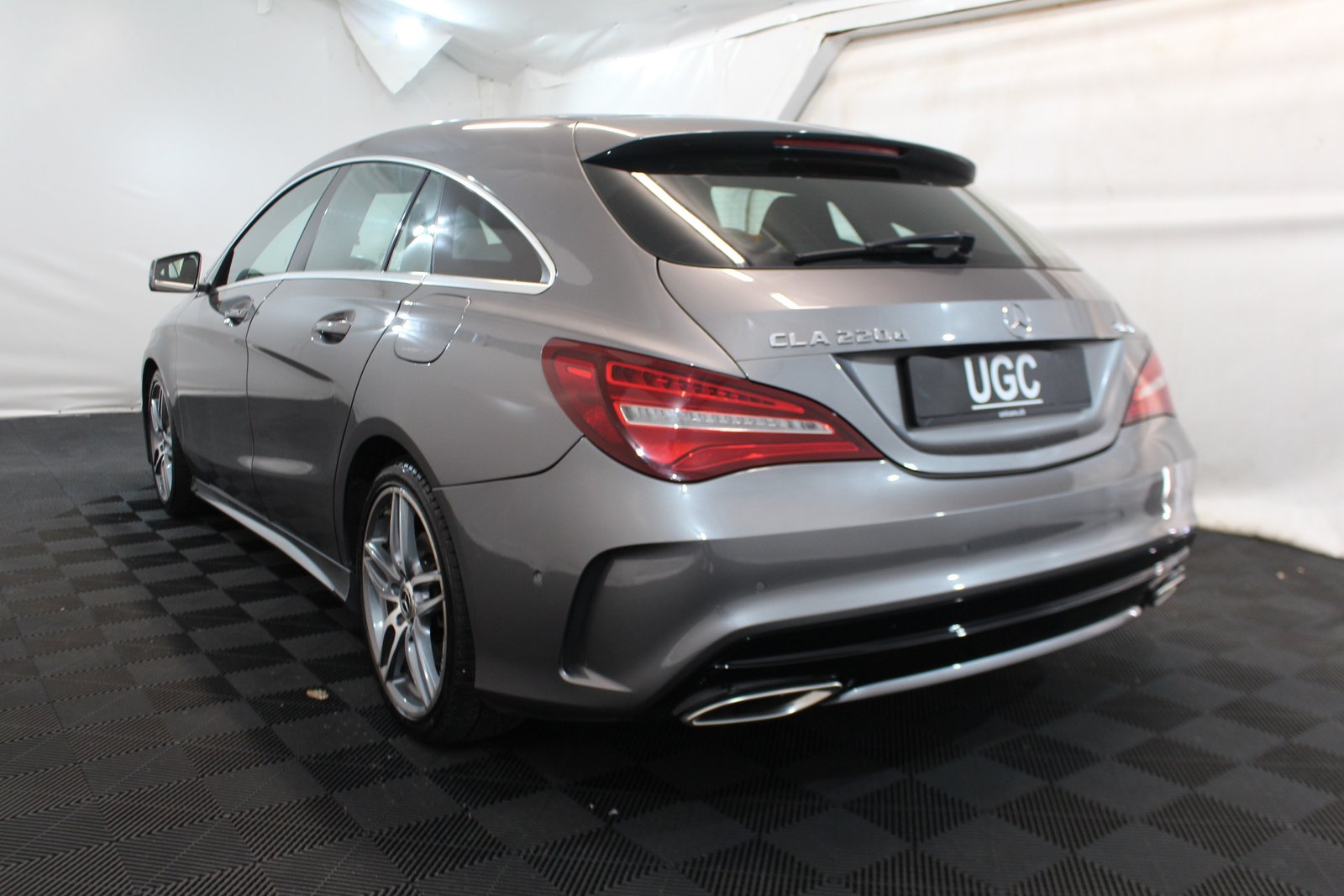 MERCEDES-BENZ CLA 220 d AMG Line 4m Sh.Brake, Diesel, Second hand / Used, Automatic - 4