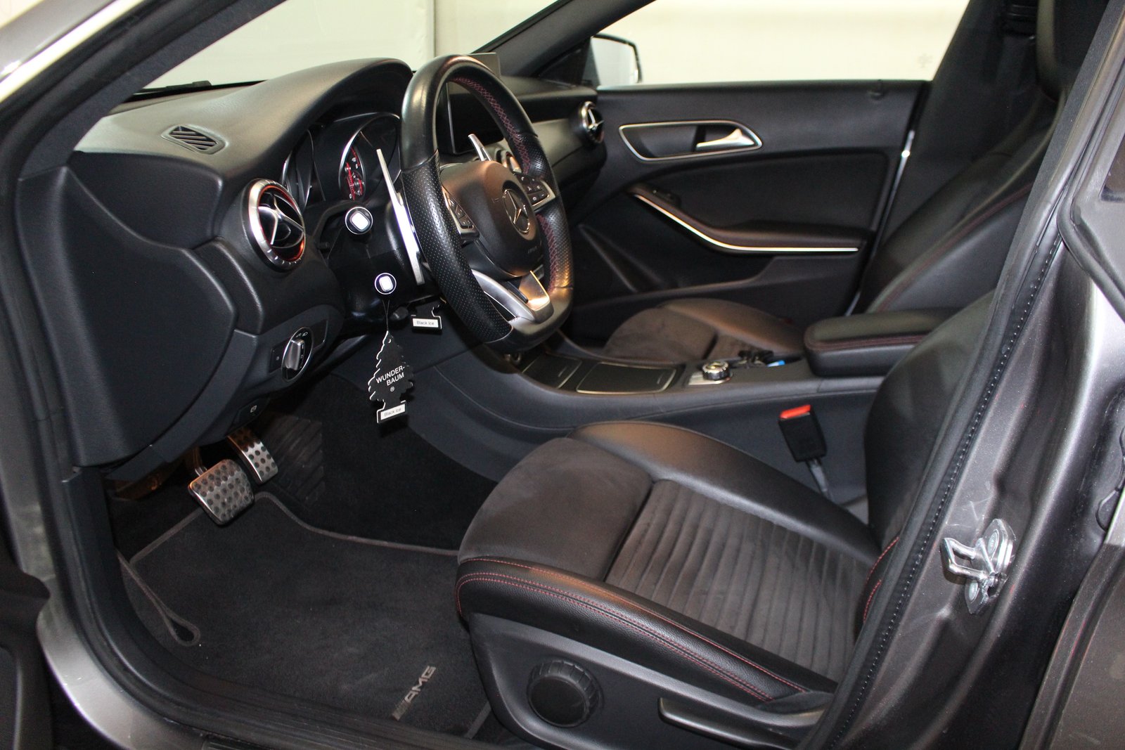 MERCEDES-BENZ CLA 220 d AMG Line 4m Sh.Brake, Diesel, Second hand / Used, Automatic - 7