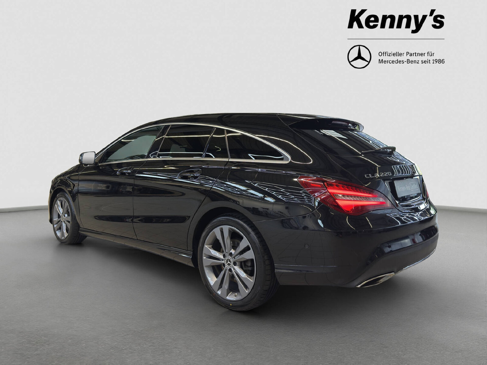 MERCEDES-BENZ CLA 220 Urban 4MATIC Shooting Brake, Benzin, Occasion / Gebraucht, Automatik - 4