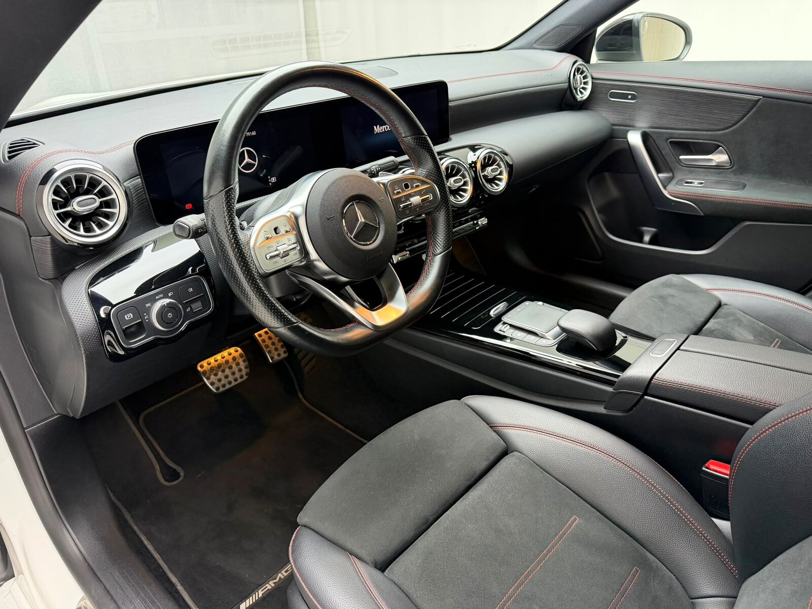 MERCEDES-BENZ CLA Shooting Brake 220 d 4Matic AMG Line, Diesel, Second hand / Used, Automatic - 7