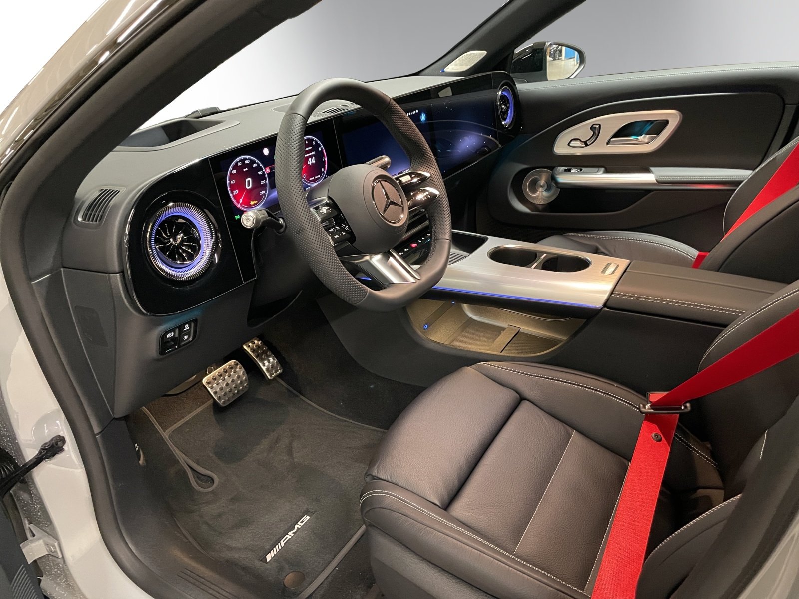 MERCEDES-BENZ CLA 220 4Matic 8G-DCT, Hybride Léger Essence/Électricité, Voiture nouvelle, Automatique - 5