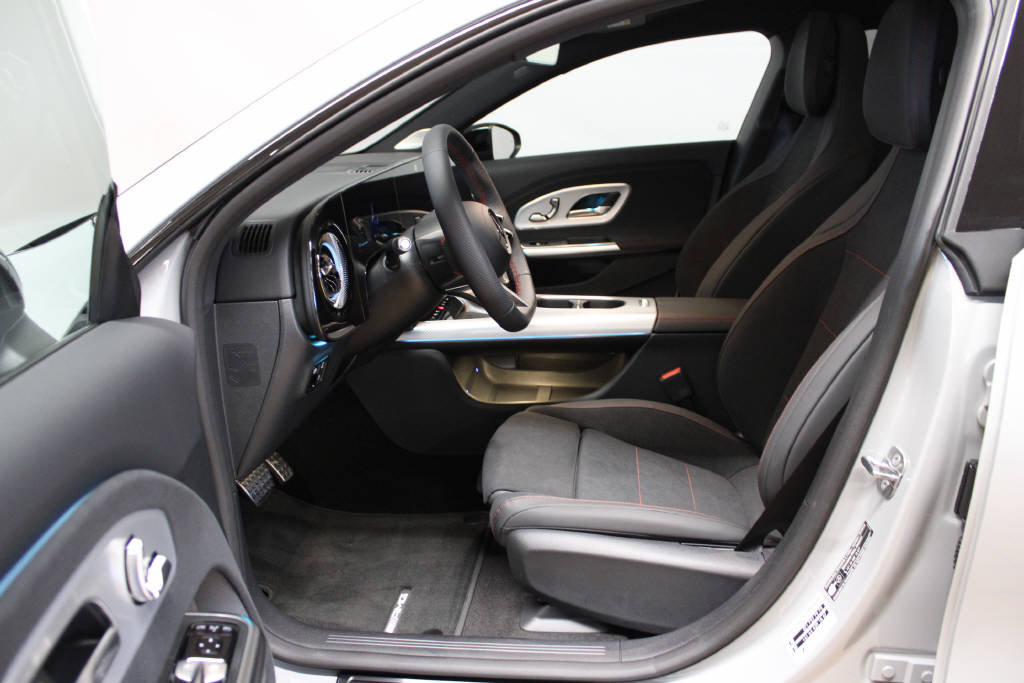 MERCEDES-BENZ CLA 220 4Matic AMG Line, Hybride Léger Essence/Électricité, Voiture nouvelle, Automatique - 7