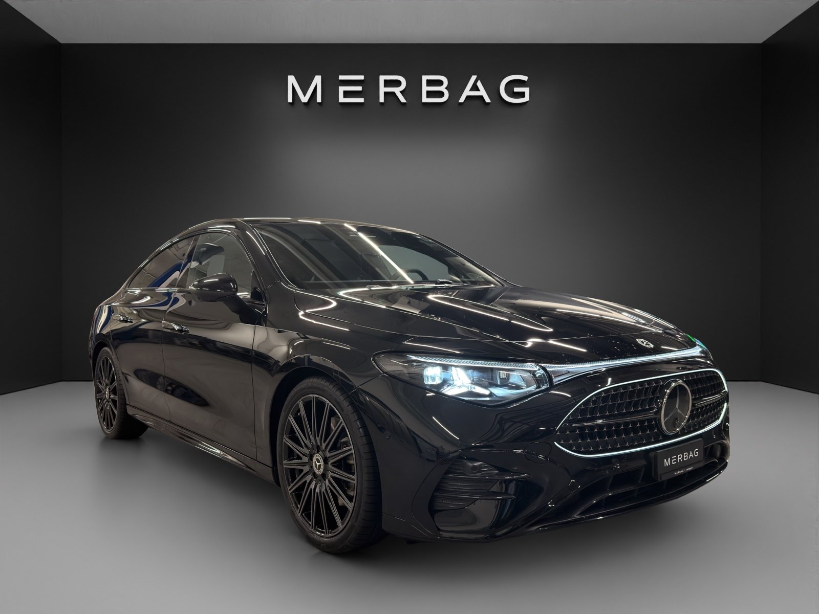 MERCEDES-BENZ CLA 220 8G-DCT 4Matic