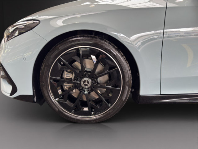 MERCEDES-BENZ CLA 220 8G-DCT 4Matic, Essence, Voiture nouvelle, Automatique - 7
