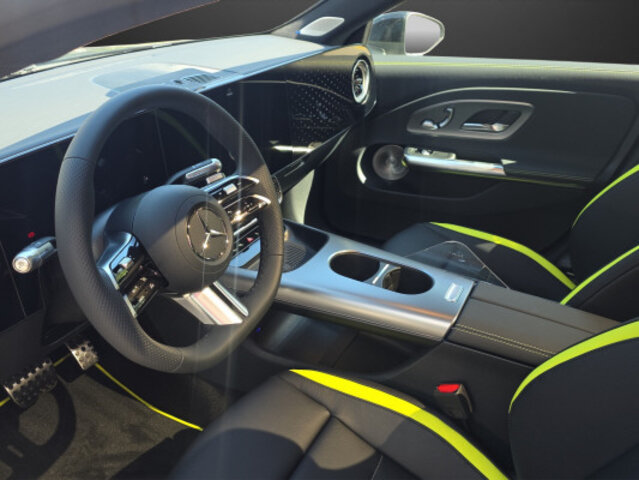MERCEDES-BENZ CLA 220 8G-DCT 4Matic, Benzin, Neuwagen, Automatik - 7