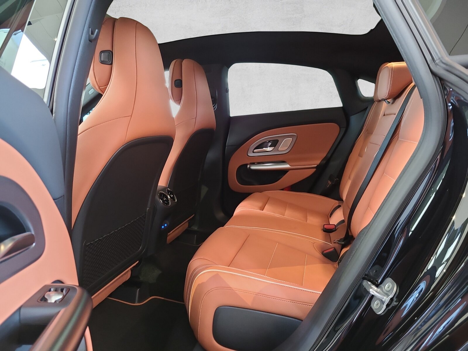 MERCEDES-BENZ CLA 220 AMG Line 4M C178, Hybride Léger Essence/Électricité, Voiture nouvelle, Automatique - 3