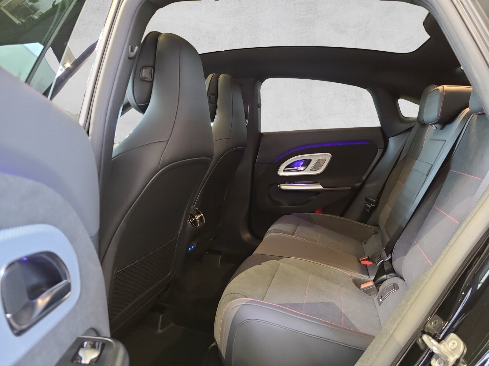 MERCEDES-BENZ CLA 220 AMG Line 4M C178, Hybride Léger Essence/Électricité, Voiture nouvelle, Automatique - 3