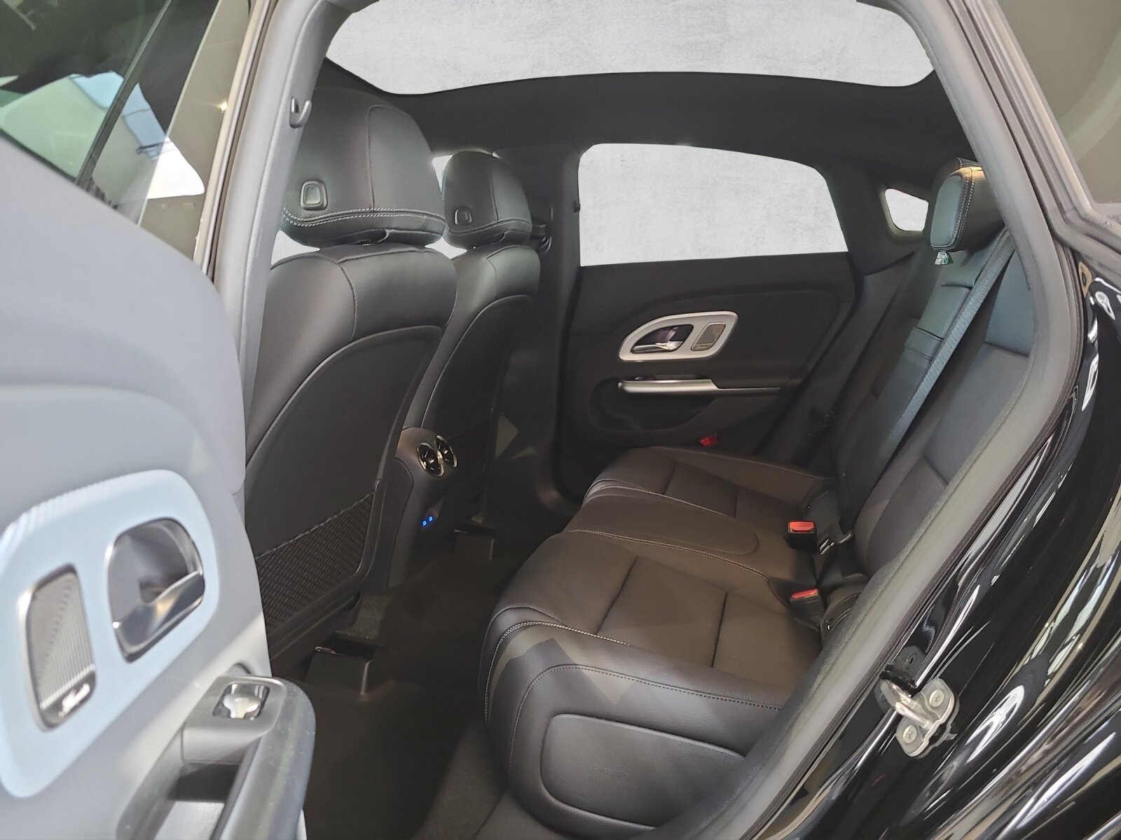 MERCEDES-BENZ CLA 220 AMG Line 4M C178, Hybride Léger Essence/Électricité, Voiture nouvelle, Automatique - 3