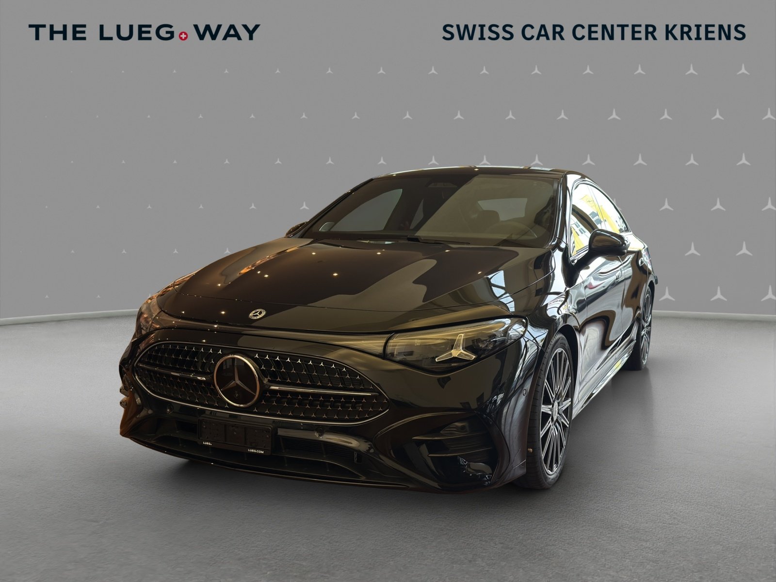 MERCEDES-BENZ CLA 220 4M - AMG / DISTRONIC / 360 Grad Kamera