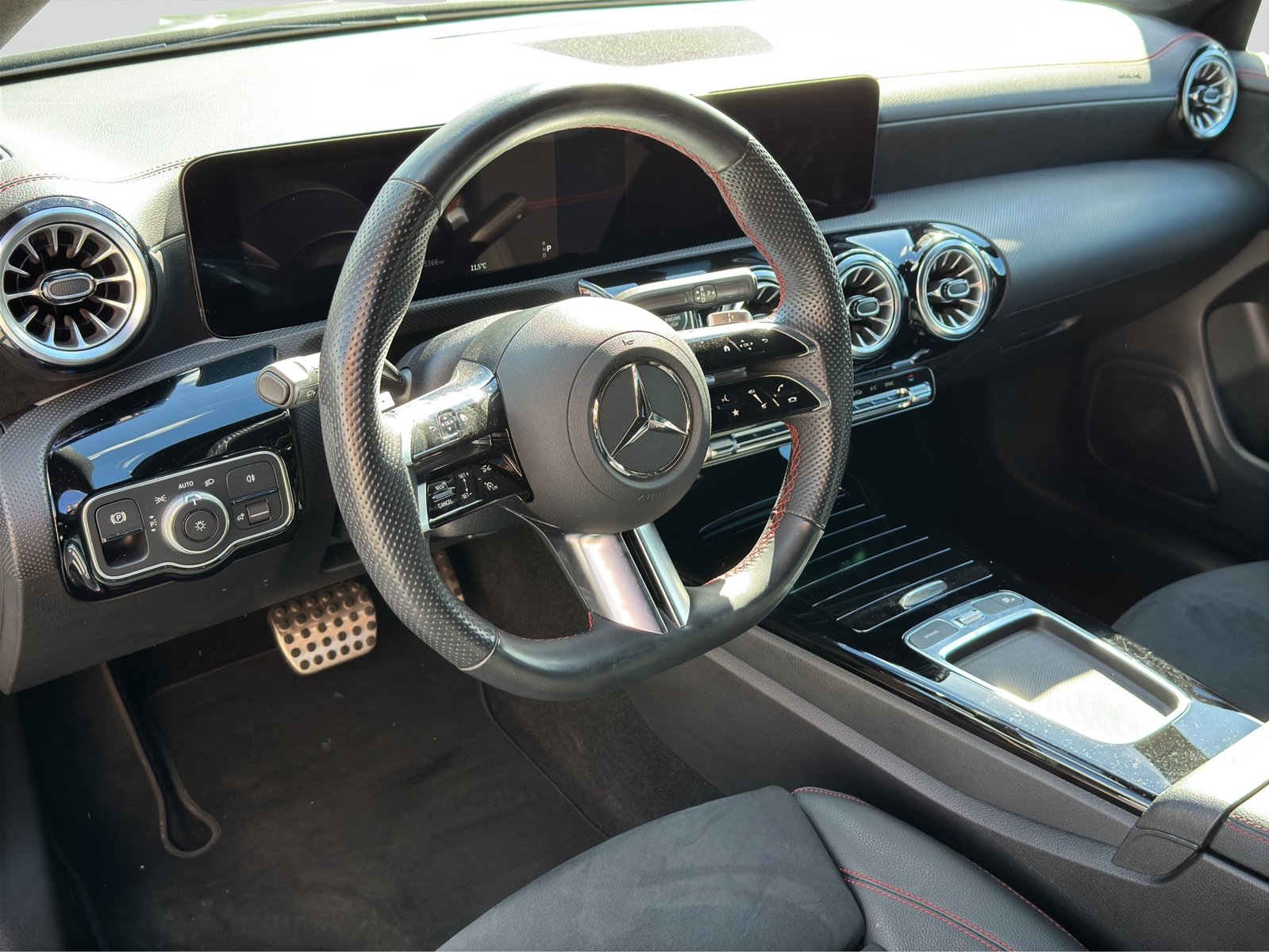 MERCEDES-BENZ CLA 220 4Matic AMG Night 8G-DCT, Mild-Hybrid Petrol/Electric, Second hand / Used, Automatic - 7