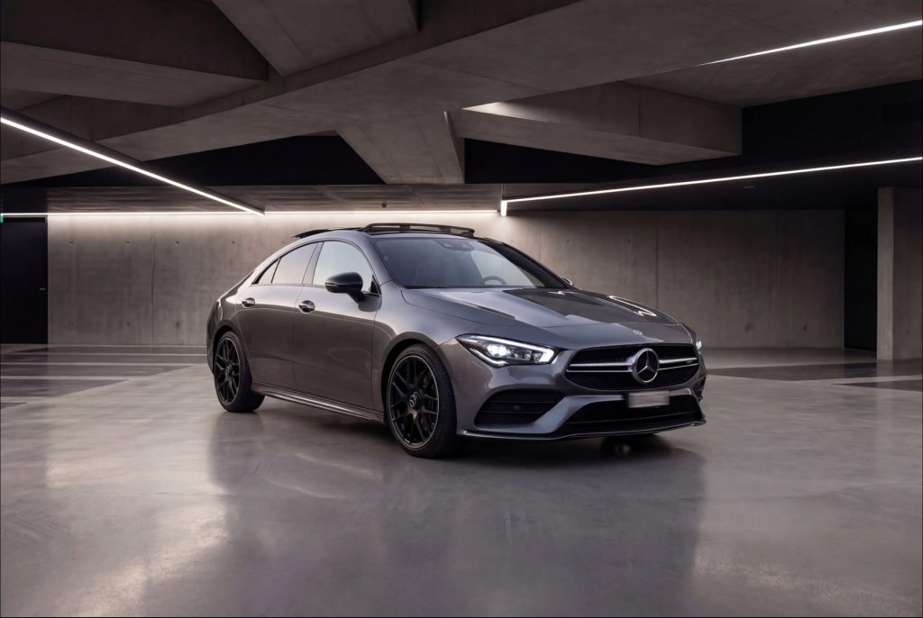 MERCEDES-BENZ CLA 220 AMG Line 7G-DCT