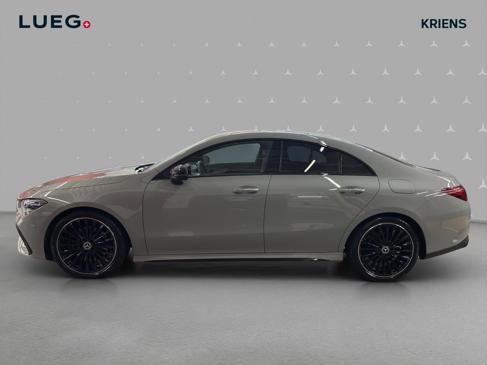 MERCEDES-BENZ CLA 220 4M - AMG / DISTRONIC / 360 Grad Kamera, Hybride Léger Essence/Électricité, Occasion / Utilisé, Automatique - 2