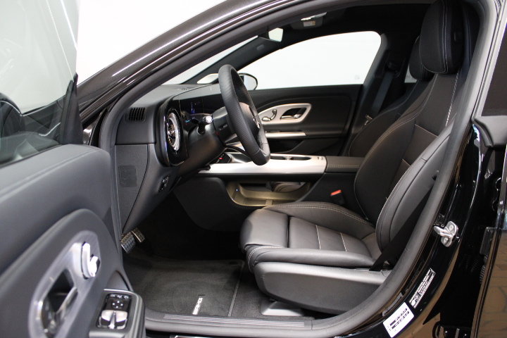 MERCEDES-BENZ CLA 220 4Matic AMG Line, Hybride Leggero Benzina/Elettrica, Auto dimostrativa, Automatico - 7