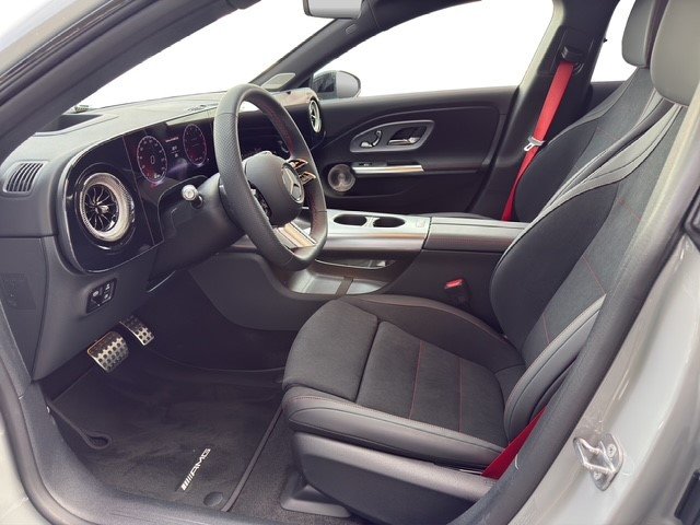 MERCEDES-BENZ CLA 220 8G-DCT 4Matic, Essence, Voiture de démonstration, Automatique - 6