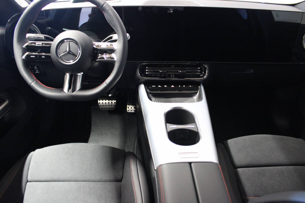 MERCEDES-BENZ CLA 220 4Matic AMG Line, Mild-Hybrid Benzin/Elektro, Vorführwagen, Automatik - 7