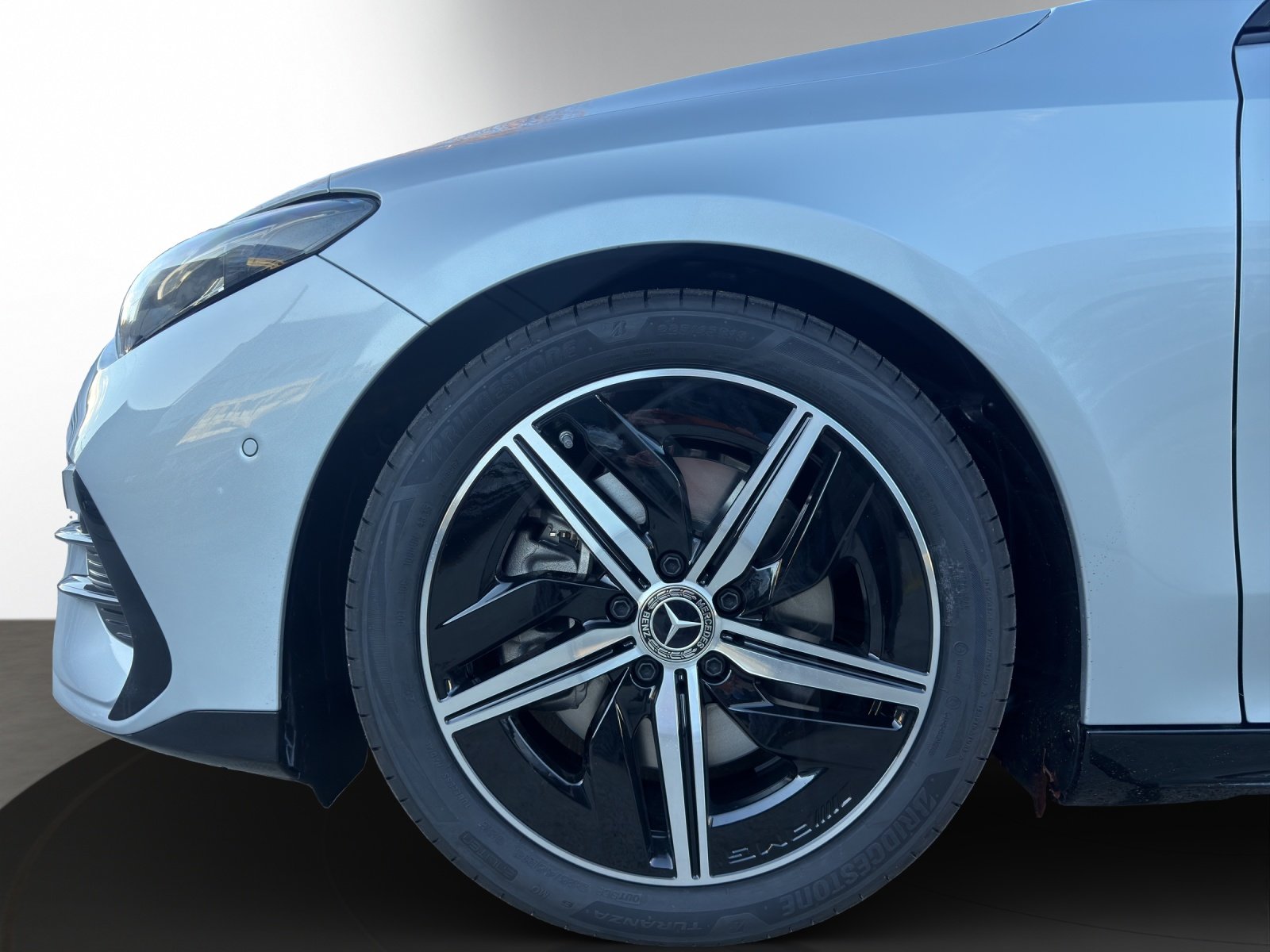 MERCEDES-BENZ CLA 220 8G-DCT 4Matic, Benzin, Vorführwagen, Automatik - 7