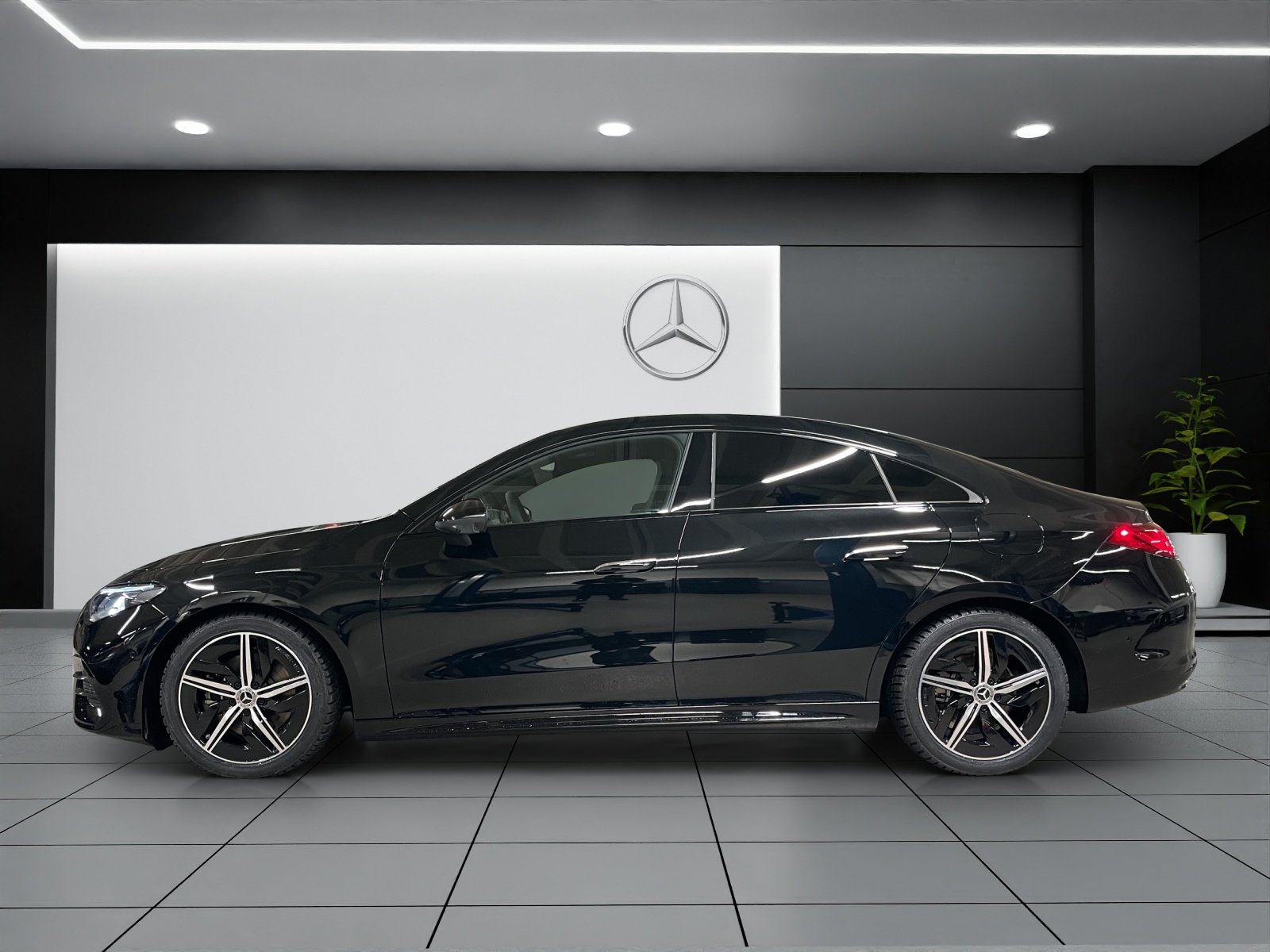 MERCEDES-BENZ CLA 220 8G-DCT 4Matic, Benzina, Auto dimostrativa, Automatico - 3
