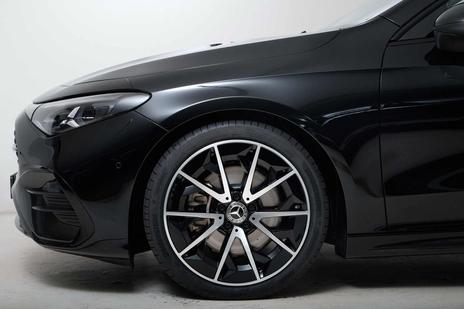 MERCEDES-BENZ CLA 220 8G-DCT 4Matic, Benzin, Vorführwagen, Automatik - 3