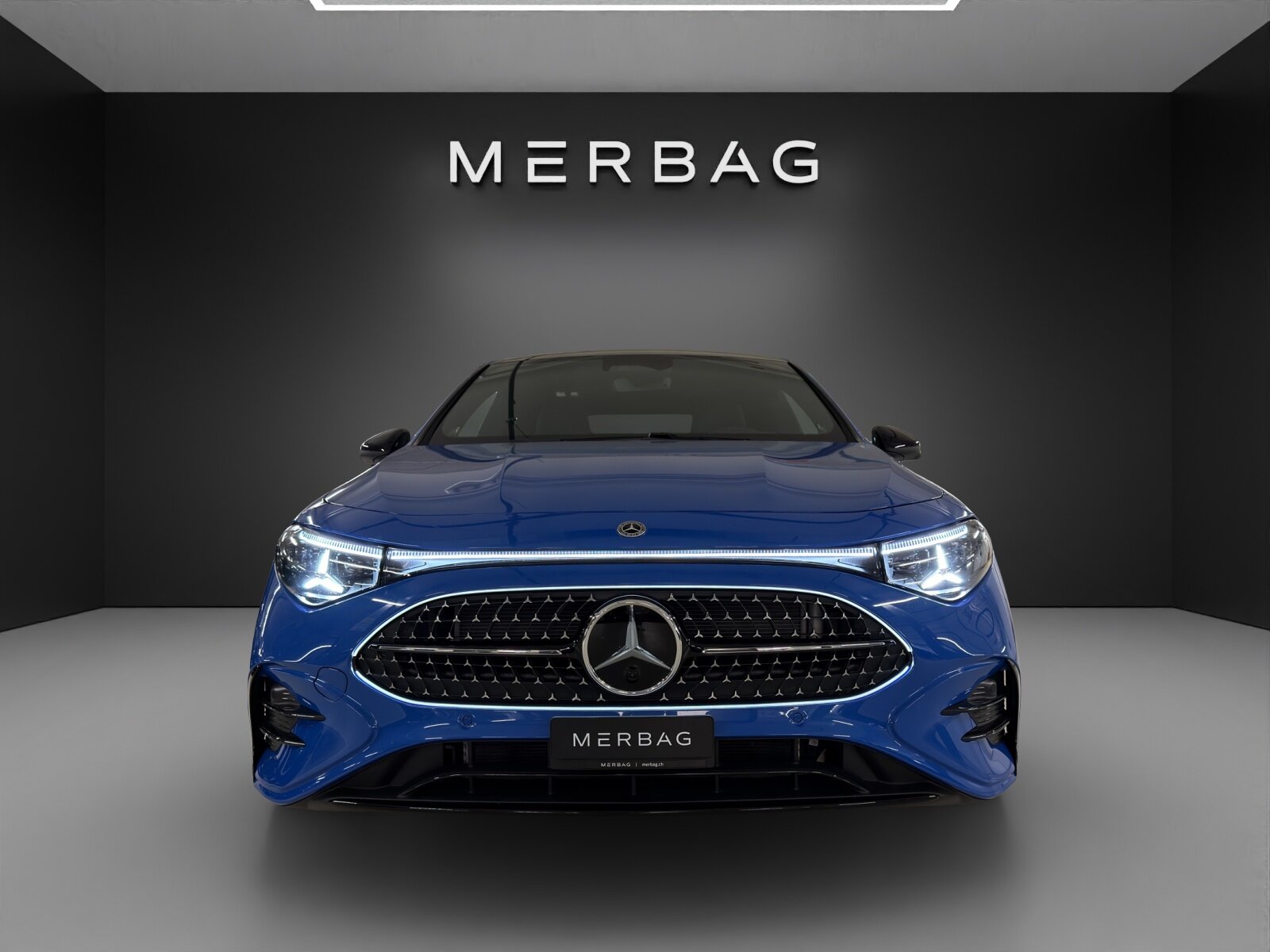 MERCEDES-BENZ CLA 220 8G-DCT 4Matic, Benzin, Vorführwagen, Automatik - 2