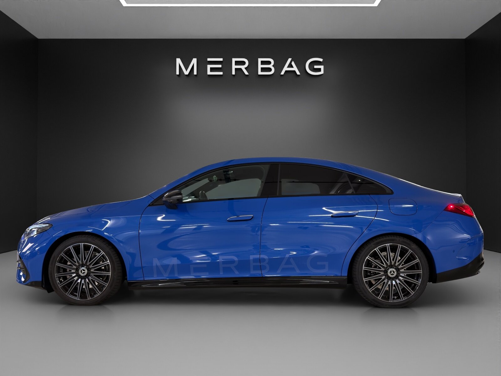MERCEDES-BENZ CLA 220 8G-DCT 4Matic, Benzin, Vorführwagen, Automatik - 4