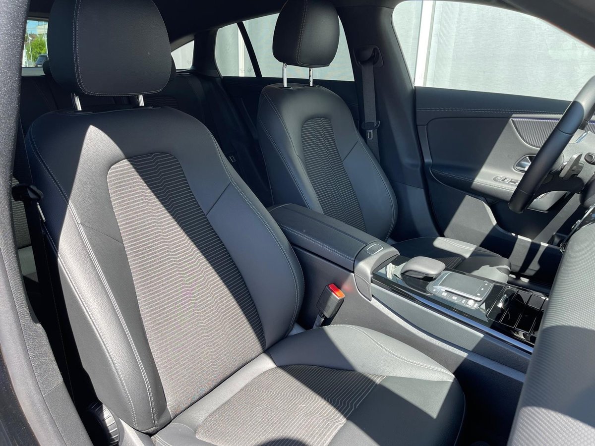 MERCEDES-BENZ CLA Shooting Brake 250 4Matic 7G-DCT Swiss Star, Benzin, Occasion / Gebraucht, Automatik - 6