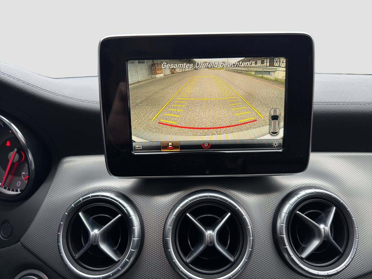 MERCEDES-BENZ CLA Shooting Brake 250 Urban 7G-DCT 4Matic, Benzin, Occasion / Gebraucht, Automatik - 7