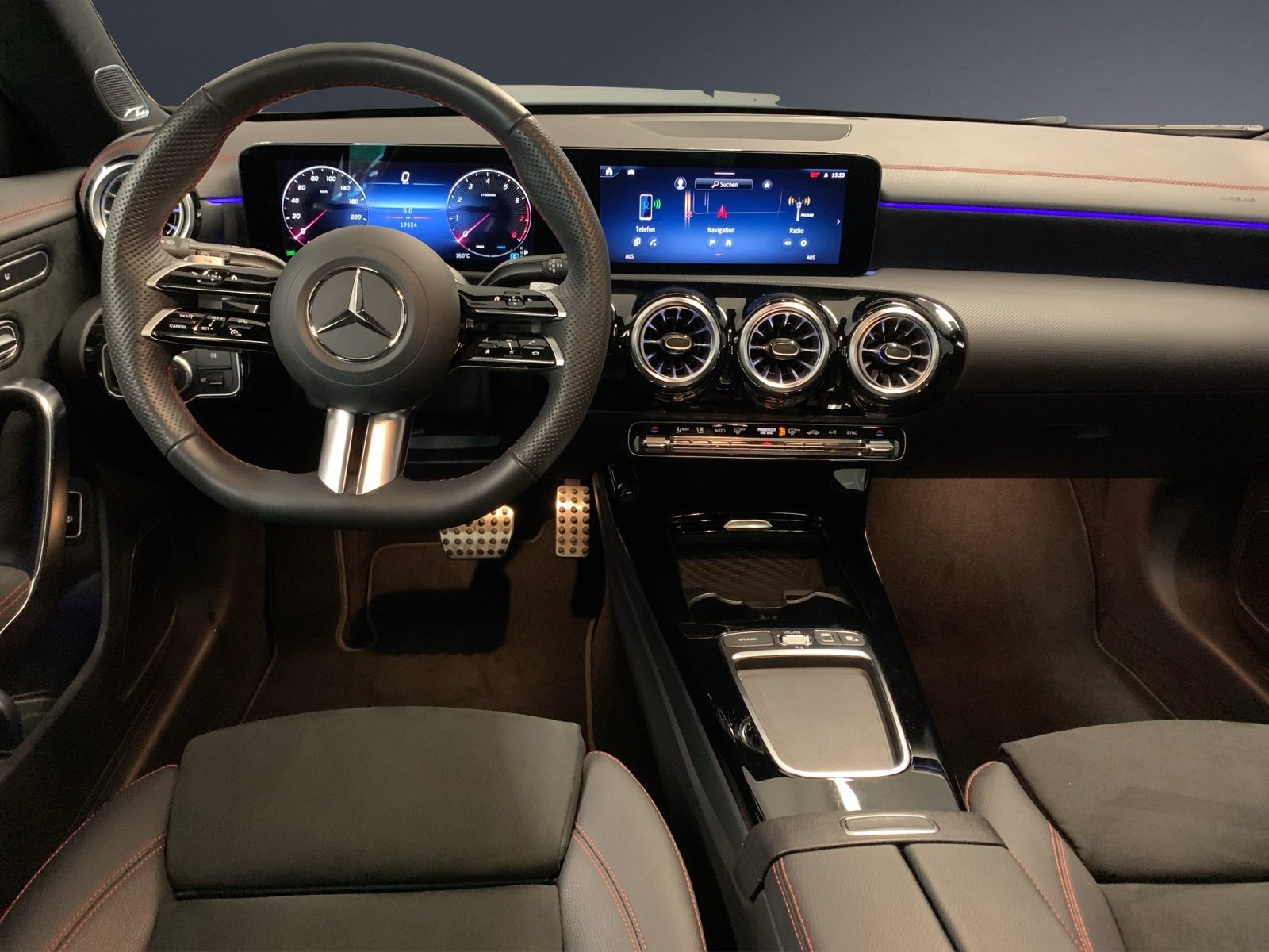 MERCEDES-BENZ CLA SB 250 8G-DCT 4M, Mild-Hybrid Benzin/Elektro, Occasion / Gebraucht, Automatik - 7