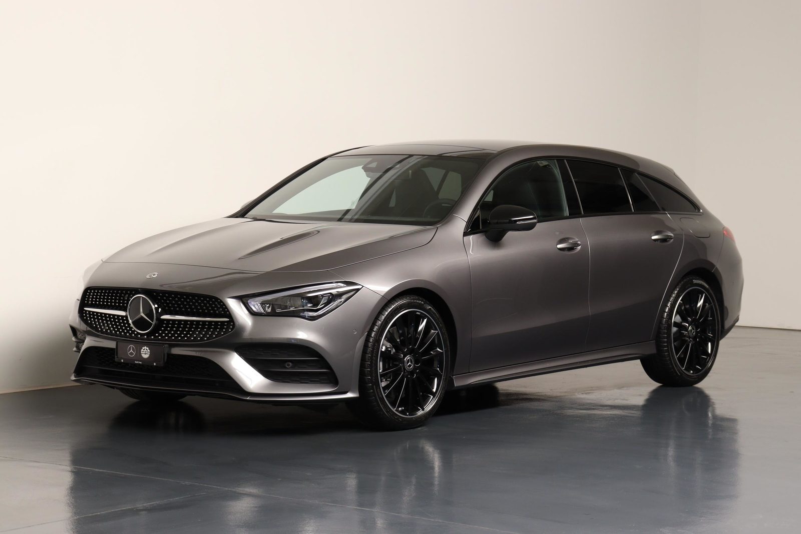 MERCEDES-BENZ CLA 250 Swiss Star AMG Line 4matic Shooting Brake
