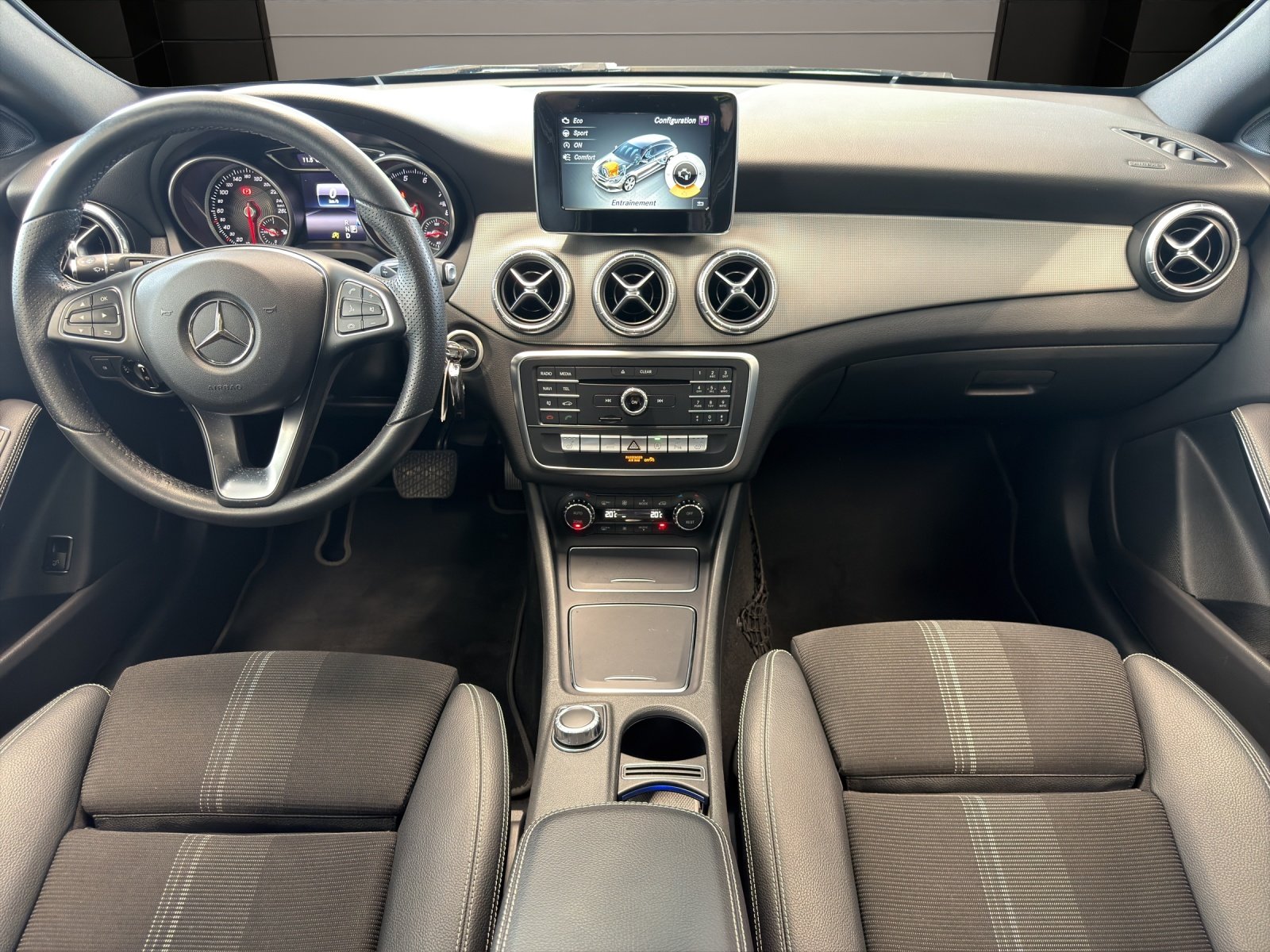MERCEDES-BENZ CLA 250 4Matic, Essence, Occasion / Utilisé, Automatique - 7