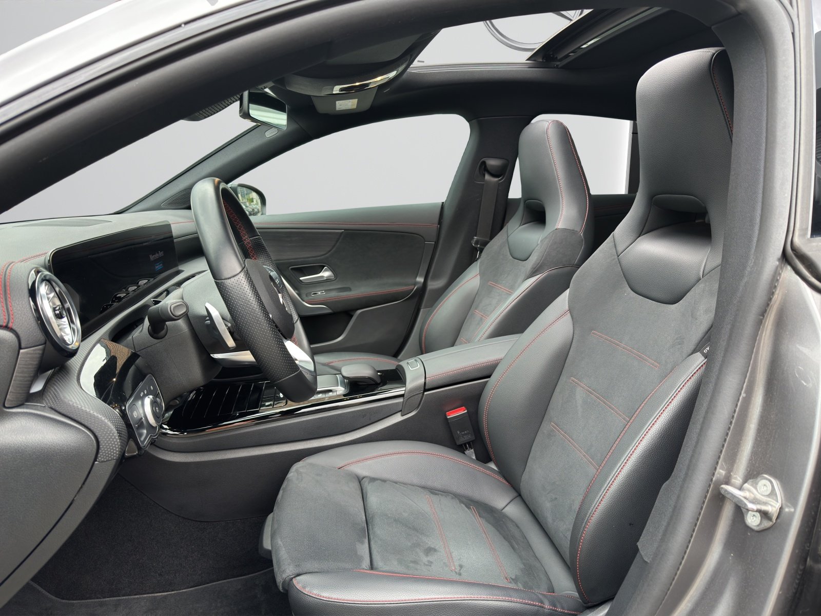 MERCEDES-BENZ CLA SB 250 Sw. Star 4M 7G, Petrol, Second hand / Used, Automatic - 7