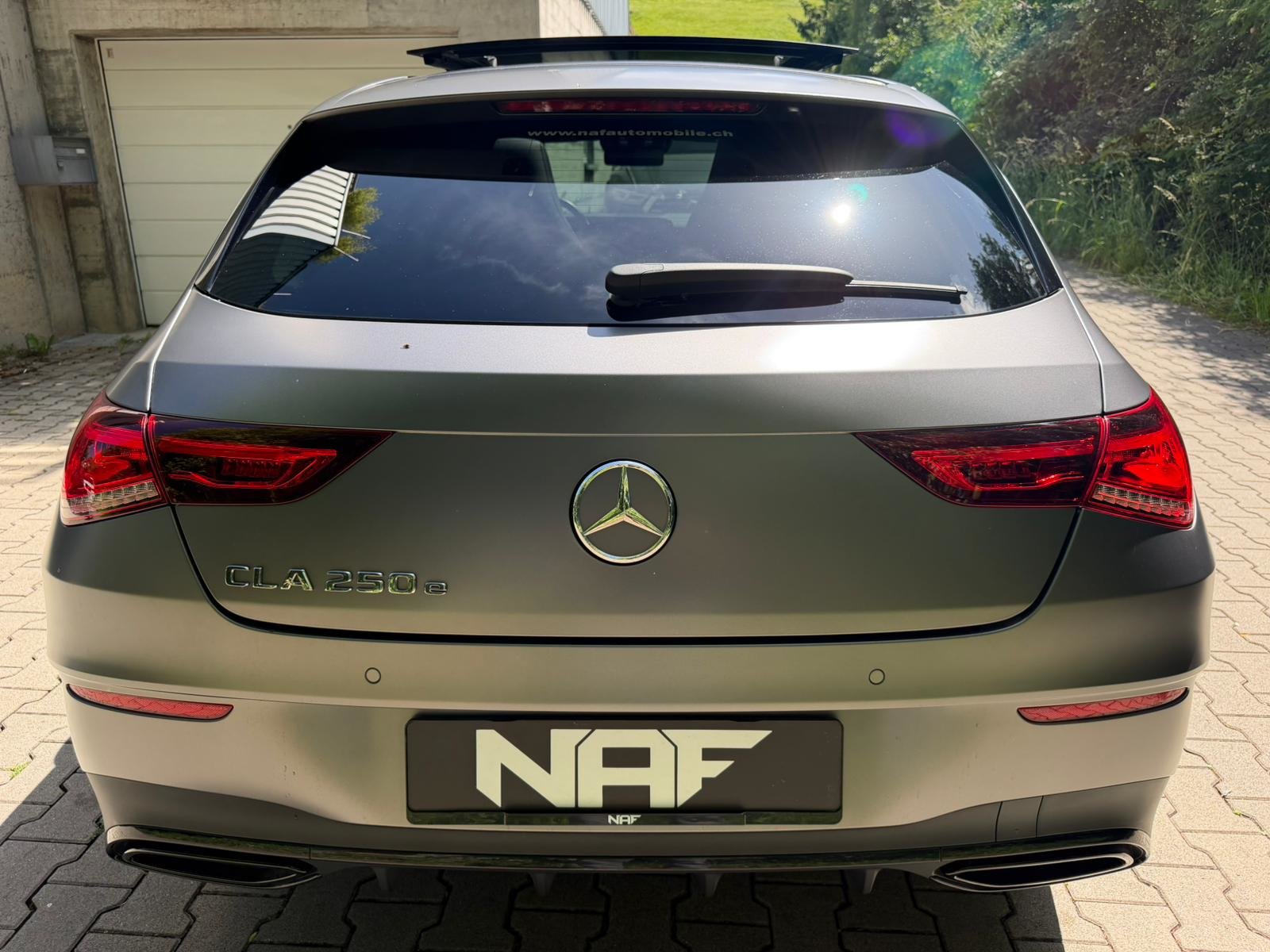 MERCEDES-BENZ CLA Shooting Brake 250 e 8G-DCT AMG Line, Hybride Rechargeable Essence/Électricité, Occasion / Utilisé, Automatique - 4