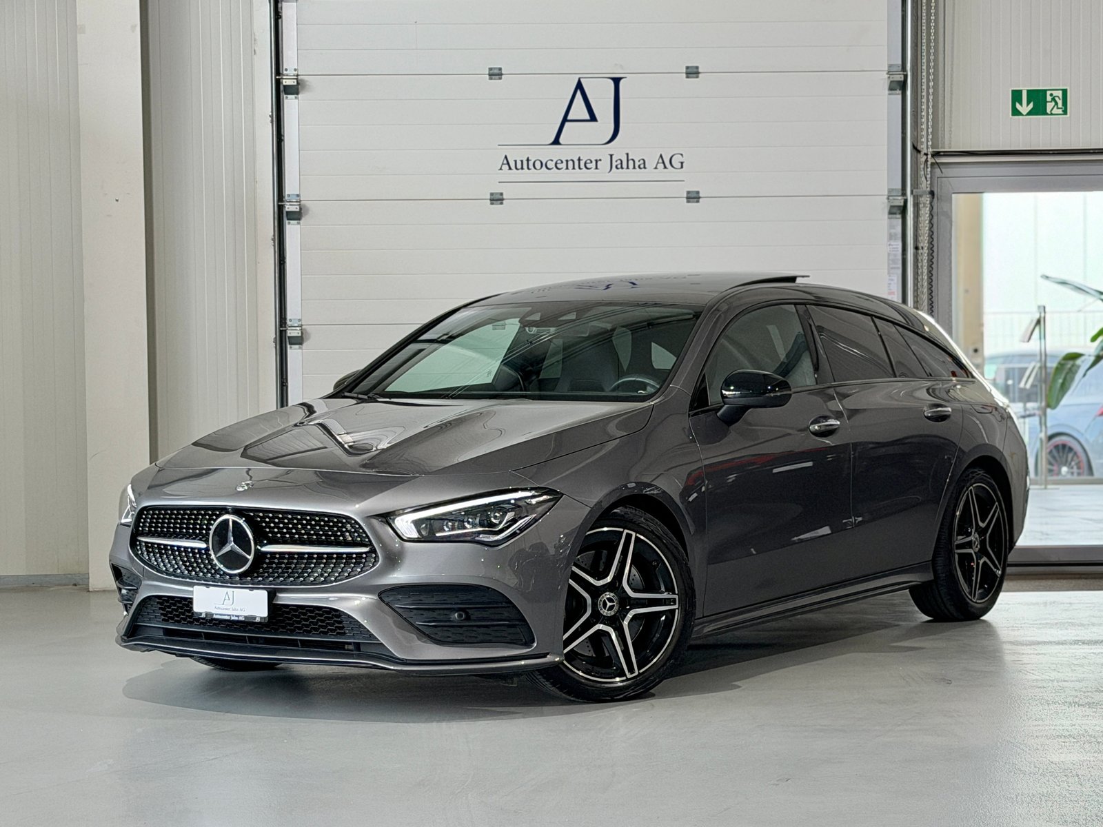 MERCEDES-BENZ CLA Shooting Brake 250 4Matic 7G-DCT AMG Line