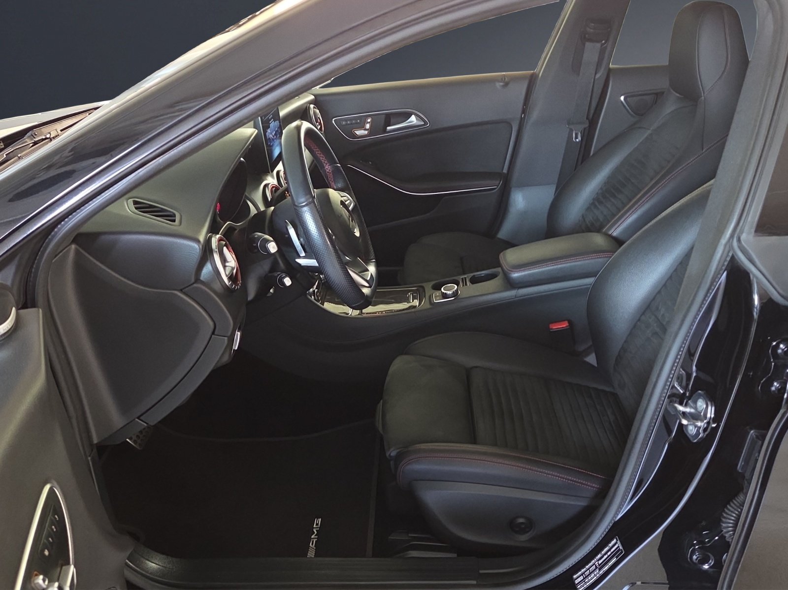 MERCEDES-BENZ CLA 250 AMG Line 4Matic, Essence, Occasion / Utilisé, Automatique - 7