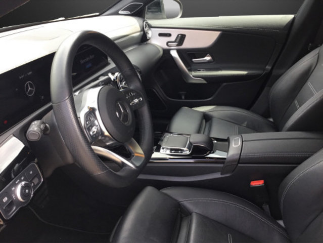 MERCEDES-BENZ CLA SB 250 AMG Line 4M 7G, Benzin, Occasion / Gebraucht, Automatik - 7