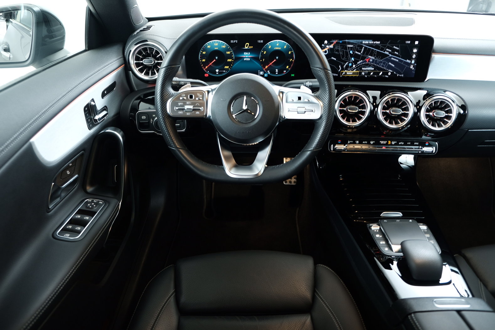 MERCEDES-BENZ CLA SB 250 AMG Line 4M 7G, Petrol, Second hand / Used, Automatic - 7