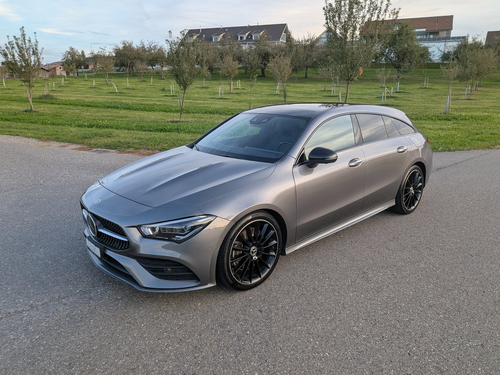 MERCEDES-BENZ CLA Shooting Brake 250 4Matic 7G-DCT AMG Line